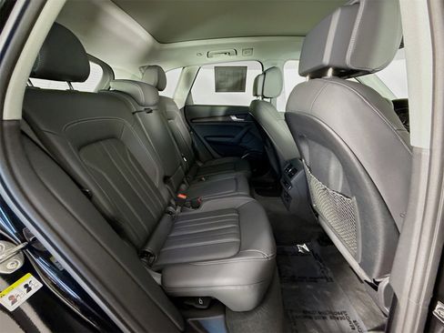 Certified 2024 Audi Q5 2.0T Premium w/ Convenience Package image 27