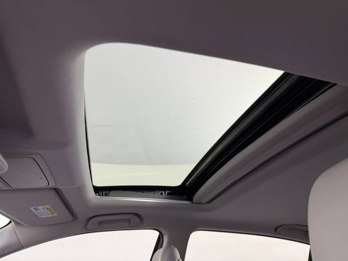 Used 2017 Honda Accord Touring image 23