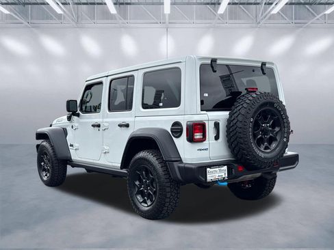 Certified 2023 Jeep Wrangler Unlimited w/ 8.4" Radio Group AWD/4WD image 4