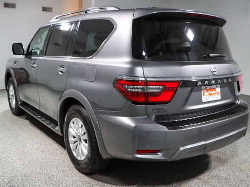 Used 2023 Nissan Armada SV image 9