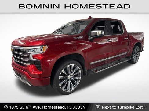 Used 2025 Chevrolet Silverado 1500 High Country w/ Z71 Off-Road Package AWD/4WD image 1