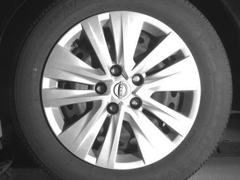 Used 2025 Nissan Sentra S FWD image 14