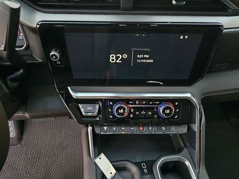 New 2026 GMC Sierra 2500 Denali w/ Technology Package AWD/4WD image 36