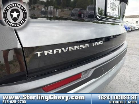 Used 2026 Chevrolet Traverse LT AWD/4WD image 25