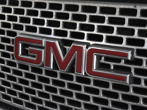 Used 2016 GMC Yukon XL Denali image 34