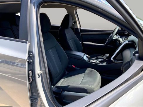 Used 2024 Hyundai Tucson SEL FWD image 9