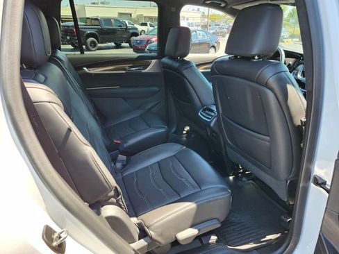Used 2022 Cadillac XT6 Premium Luxury w/ Platinum Package image 24