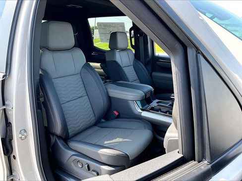 New 2026 Chevrolet Silverado 1500 ZR2 AWD/4WD image 30