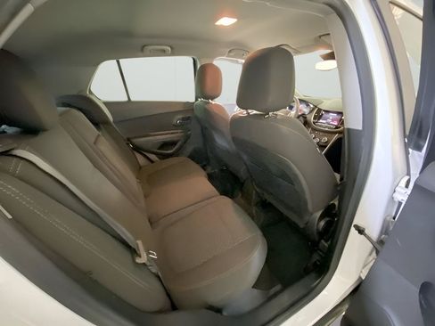 Used 2021 Chevrolet Trax LS w/ Tint and Cruise Package FWD image 36