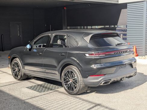 New 2026 Porsche Cayenne AWD/4WD image 3