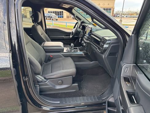 Used 2022 Ford F150 XLT w/ Equipment Group 301A Mid image 15
