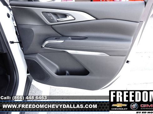 New 2026 Chevrolet Traverse LT w/ Driver Confidence Package image 40