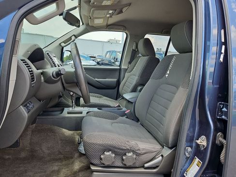 Used 2014 Nissan Frontier PRO-4X w/ Pro-4x Graphics Package AWD/4WD image 23