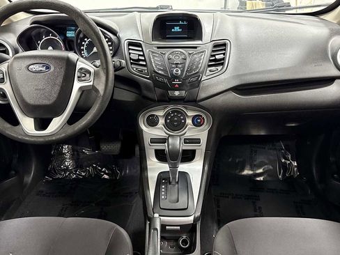 Used 2017 Ford Fiesta SE image 24