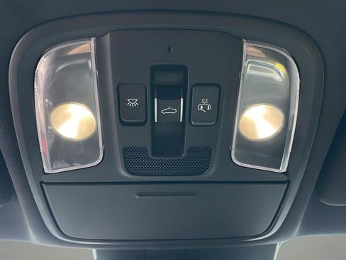 Used 2018 Kia Stinger GT2 image 46