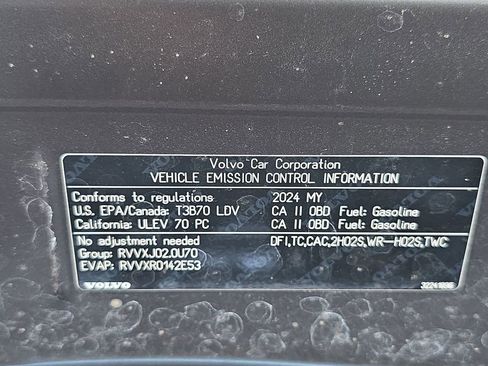 Used 2024 Volvo S60 B5 Core image 36