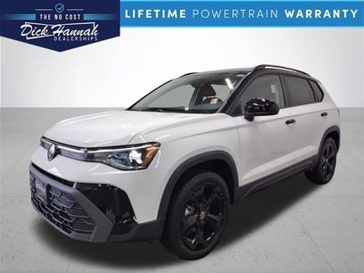 New 2025 Volkswagen Taos SE