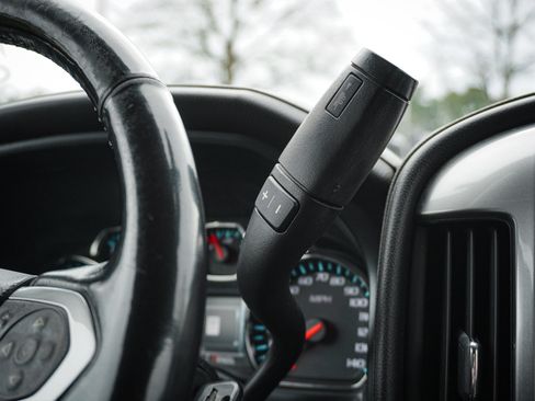 Used 2018 Chevrolet Silverado 1500 LTZ w/ LTZ Plus Package image 27