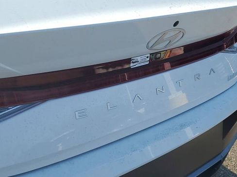 New 2026 Hyundai Elantra Limited image 8