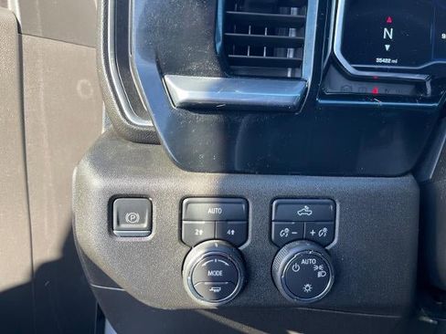 Used 2023 Chevrolet Silverado 1500 LT image 15