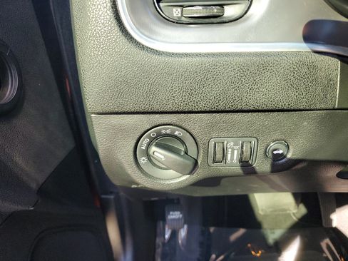 Used 2019 Dodge Charger SXT w/ Blacktop Package image 30