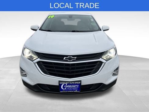 Used 2019 Chevrolet Equinox LT image 3