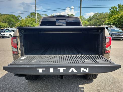 Used 2021 Nissan Titan PRO-4X w/ Pro-4x Convenience Package AWD/4WD image 21
