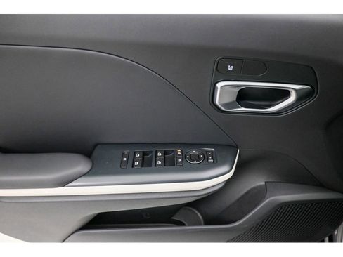 Used 2025 Kia K4 GT-Line image 28