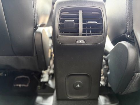 Used 2024 Ford Escape ST-Line w/ Tech Pack #1 AWD/4WD image 15