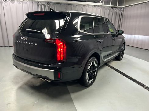 Used 2025 Kia Telluride S FWD image 7