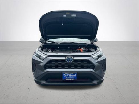 Certified 2022 Toyota RAV4 XLE w/ Convenience Package AWD/4WD image 5
