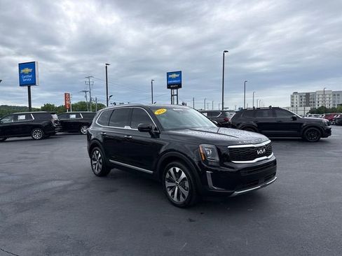 Used 2022 Kia Telluride S AWD/4WD image 1