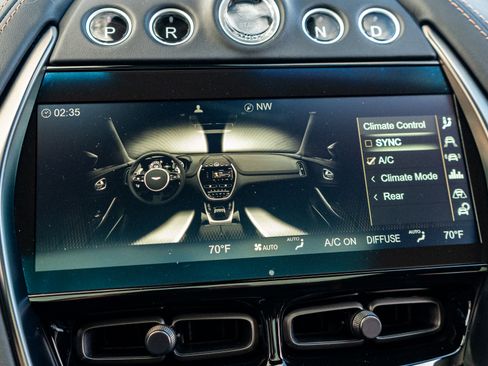 Used 2023 Aston Martin DBX 707 image 21