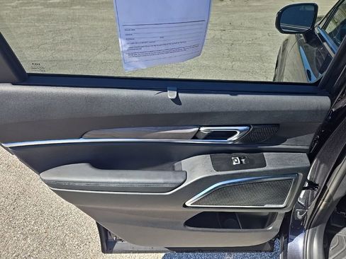 Used 2025 Kia Telluride SX X-Line image 19