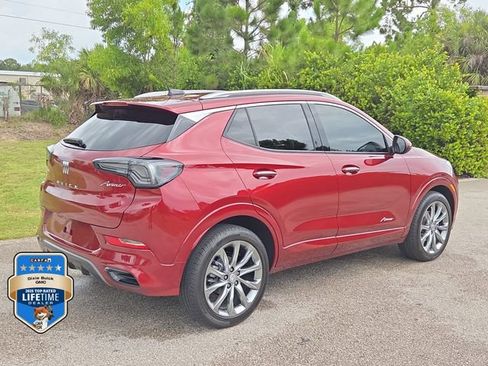 Certified 2024 Buick Encore GX Avenir FWD image 4