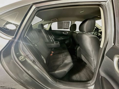 Used 2018 Nissan Sentra SV FWD image 24