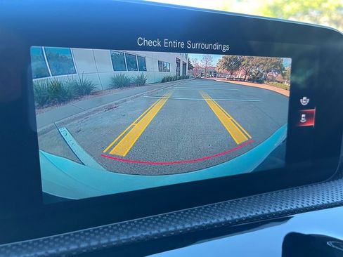 Used 2020 Mercedes-Benz A 220 4MATIC image 26