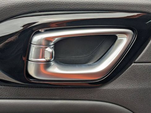 New 2026 Jeep Compass Latitude AWD/4WD image 25