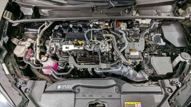 Used 2024 Toyota Prius LE FWD image 32