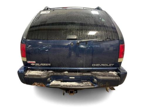 Used 2002 Chevrolet Blazer LS w/ Preferred Equipment Group image 4