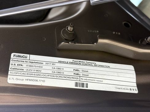 Used 2017 Ford F350 Lariat AWD/4WD image 97