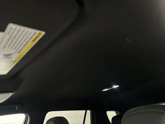 Used 2026 Chevrolet Equinox LT FWD image 28