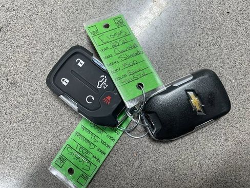 Used 2021 Chevrolet Silverado 1500 RST image 25