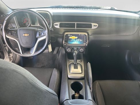 Used 2015 Chevrolet Camaro LT RWD image 15