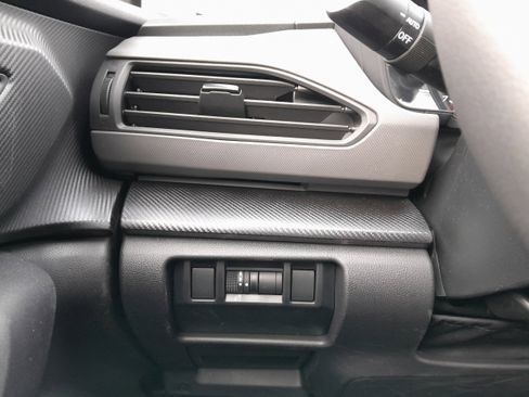 Certified 2025 Subaru Crosstrek 2.5i Limited image 13