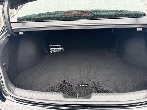 Certified 2026 Hyundai Elantra SE FWD image 34