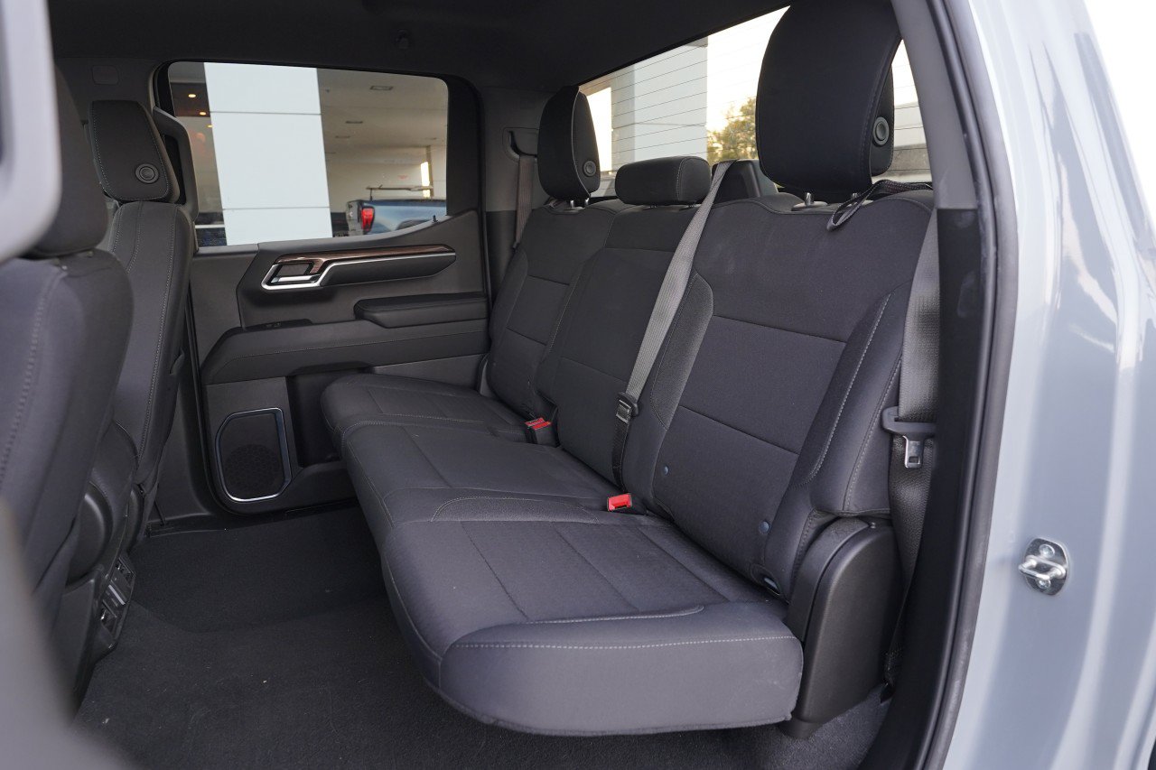 Certified 2024 Chevrolet Silverado 1500 LT AWD/4WD image 20