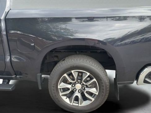 Used 2023 Chevrolet Silverado 1500 LT image 12
