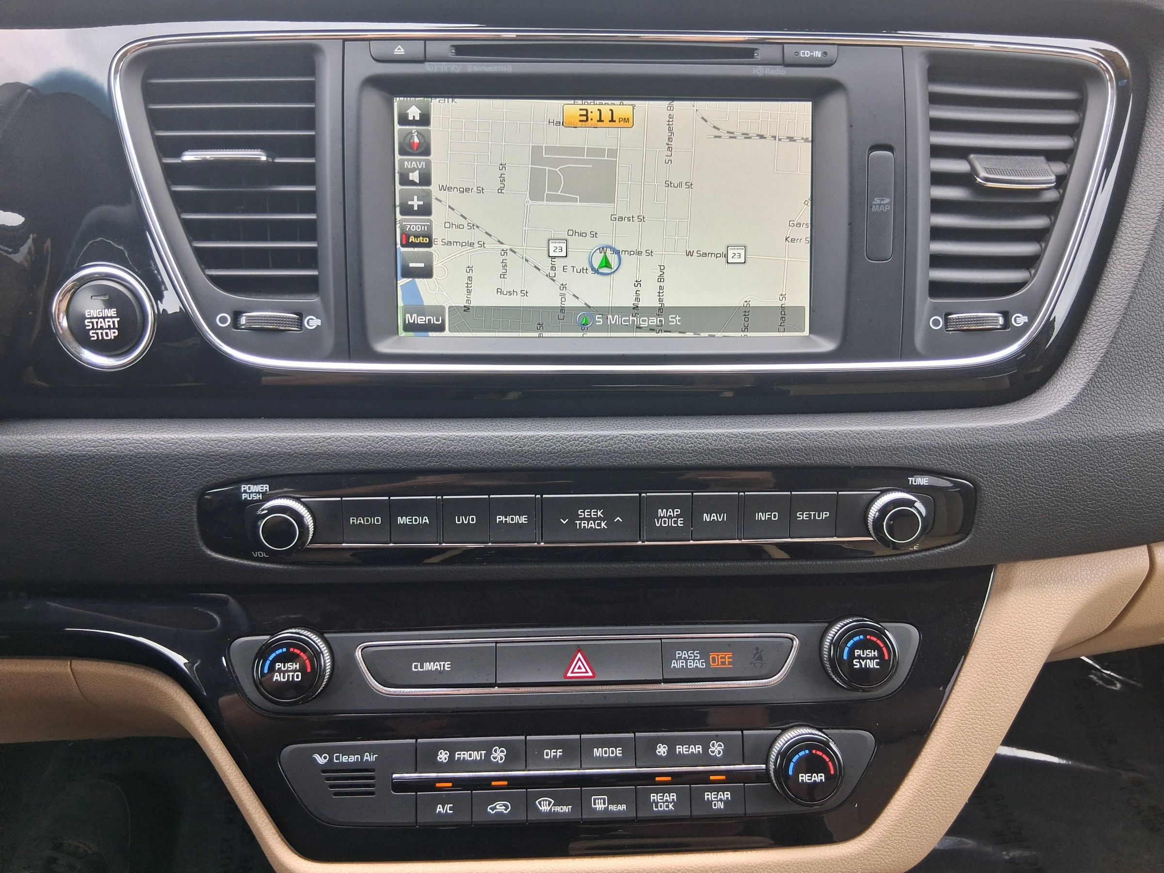 Used 2016 Kia Sedona SX FWD image 22