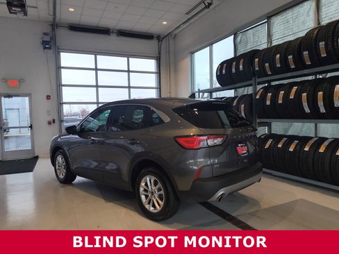 Used 2022 Ford Escape SE w/ Convenience Package image 3